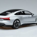 Audi RS e-tron GT Сребрист Norev 1:18 188381 Метал - image 2 of 6