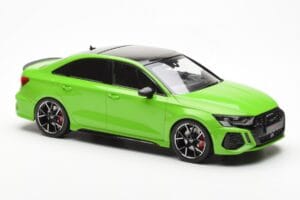 Audi RS3 8Y Седан Зелен MCG 1:18 MCG18449 Метал — снимка 4 от 6