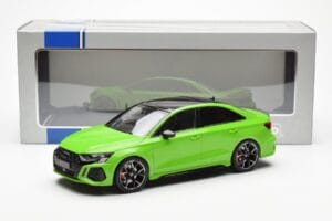 Audi RS3 8Y Седан Зелен MCG 1:18 MCG18449 Метал — снимка 6 от 6