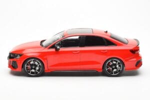 Audi RS3 8Y Седан Червен MCG 1:18 MCG18451 Метал — снимка 3 от 6