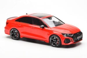 Audi RS3 8Y Седан Червен MCG 1:18 MCG18451 Метал — снимка 4 от 6