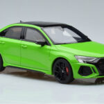Audi RS3 8Y Седан Зелен GT Spirit 1:18 - image 4 of 6