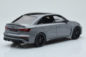 Audi RS3 8Y Sedan Performance Edition Сив GT Spirit 1:18 GT885 Смола — снимка 2 от 6