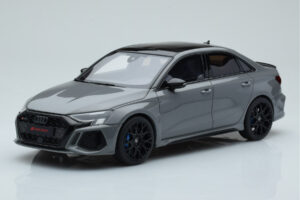 Audi RS3 8Y Sedan Performance Edition Сив GT Spirit 1:18