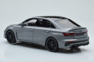 Audi RS3 8Y Sedan Performance Edition Сив GT Spirit 1:18 GT885 Смола — снимка 5 от 6