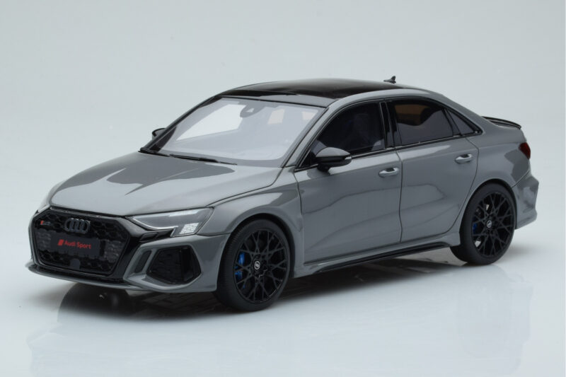 Audi RS3 8Y Sedan Performance Edition Сив GT Spirit 1:18