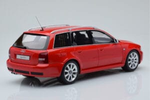 Audi RS4 B5 Avant Червен Otto 1:18 OT1026B Смола — снимка 2 от 6