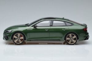 Audi RS5 B9 Sportback Sonoma Зелен Asia Edition GT Spirit 1:18 CLDC018 Смола — снимка 3 от 6