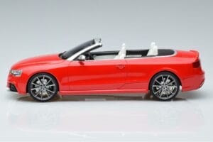 Audi RS5 B8 Кабриолет Червен GT Spirit 1:18 GT724 Смола — снимка 3 от 5