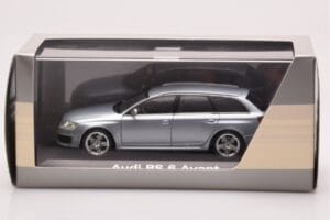 Audi RS6 C6 Monza Сребрист Minichamps 1:43 5010710213 Метал — снимка 4 от 4