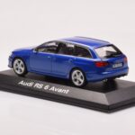 Audi RS6 C6 Sepang Син Minichamps 1:43 - image 3 of 4