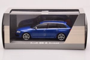Audi RS6 C6 Sepang Син Minichamps 1:43 5010710223 Метал — снимка 4 от 4