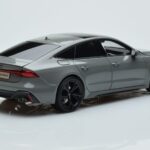 Audi RS7 C8 Sportback Сив Kengfai 1:18 VAKF 0333 Смола - image 3 of 7