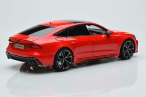 Audi RS7 C8 Sportback Червен Kengfai 1:18 VAKF 0332 Смола — снимка 3 от 7