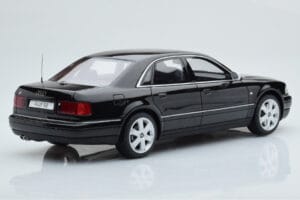 Audi S8 D2 Черен Otto 1:18 OT082 Смола — снимка 2 от 6