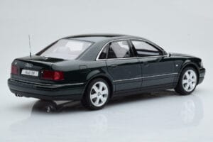 Audi S8 D2 Зелен Otto 1:18 OT916 Смола — снимка 2 от 6