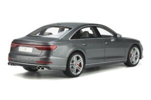 Audi S8 D5 Сив GT Spirit 1:18 GT856 Смола — снимка 2 от 5