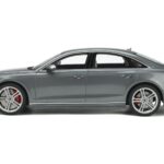 Audi S8 D5 Сив GT Spirit 1:18 - image 3 of 5