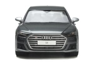 Audi S8 D5 Сив GT Spirit 1:18 GT856 Смола — снимка 4 от 5