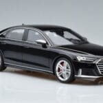 Audi S8 D5 Mythos Черен Asia Edition GT Spirit 1:18 CLDC019 Смола - image 4 of 6