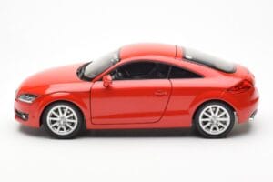 Audi TT 8J Червен Металик Minichamps 1:18 100015021 Метал — снимка 4 от 8