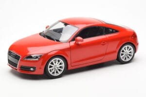 Audi TT 8J Червен Металик Minichamps 1:18
