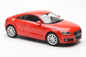 Audi TT 8J Червен Металик Minichamps 1:18 100015021 Метал — снимка 6 от 8