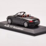 Audi TT 8N Roadster Сив Minichamps 1:43 - image 3 of 4