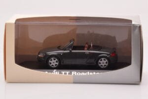 Audi TT 8N Roadster Сив Minichamps 1:43 430017235 Метал — снимка 4 от 4
