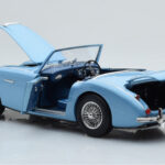 Austin-Healey 3000 Mk1 BN7 Син Kyosho 1:18 - image 3 of 8
