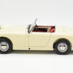 Austin-Healey Sprite Mk I Open Old English Бял Kyosho 1:18 - image 4 of 8