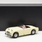 Austin-Healey Sprite Mk I Open Old English Бял Kyosho 1:18 - image 8 of 8