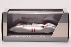 Auto Union Stromlinie #31 AVUS 1937 Сребрист Minichamps 1:43 5030900503 Метал — снимка 4 от 4