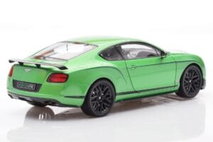 Bentley Continental GT3-R Apple Зелен Almost Real 1:18 830402 Метал — снимка 3 от 8