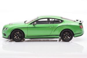 Bentley Continental GT3-R Apple Зелен Almost Real 1:18 830402 Метал — снимка 4 от 8