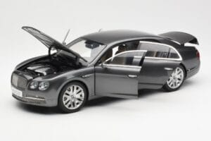 Bentley Flying Spur W12 Granite Сив Kyosho 1:18 08891GN Метал — снимка 2 от 8