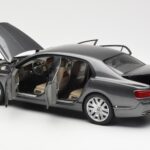Bentley Flying Spur W12 Granite Сив Kyosho 1:18 - image 5 of 8