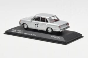 BMW 2000 Ti #17 J. Ickx / C. van Ophem Winners 24 Hours of Spa 1966 Minichamps 1:43 400662517 Метал — снимка 3 от 4