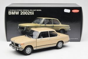 BMW 2002 Ti E10 Sahara Бежов Kyosho 1:18 08541BG Метал — снимка 8 от 8