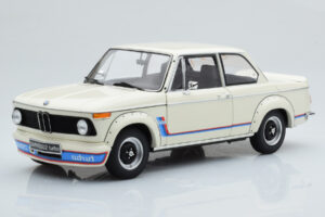 BMW 2002 Turbo Бял Kyosho 1:18