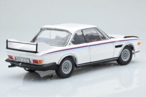 BMW 3.0 CSL E9 Бял Dealer Edition Minichamps 1:18 80435A5D020 Метал — снимка 3 от 7