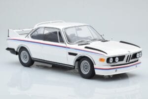BMW 3.0 CSL E9 Бял Dealer Edition Minichamps 1:18 80435A5D020 Метал — снимка 5 от 7