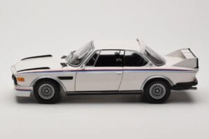 BMW 3.0 CSL E9 Бял Heritage Edition Minichamps 1:18 80432411550 Метал — снимка 4 от 8