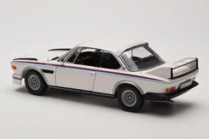 BMW 3.0 CSL E9 Бял Heritage Edition Minichamps 1:18 80432411550 Метал — снимка 7 от 8