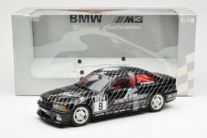 BMW 320i E36 STW #8 J. Winkelhock 1998 UT Models 1:18 39845 Метал — снимка 6 от 6