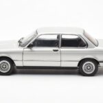 BMW 323i E21 Aspen Сребърен AUTOart 1:18 - image 4 of 8
