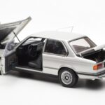 BMW 323i E21 Aspen Сребърен AUTOart 1:18 - image 5 of 8