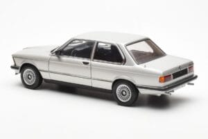 BMW 323i E21 Aspen Сребърен AUTOart 1:18 80430433552 Метал — снимка 7 от 8