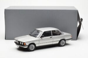 BMW 323i E21 Aspen Сребърен AUTOart 1:18 80430433552 Метал — снимка 8 от 8