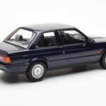 BMW 325i E30 Синьо Металик Norev 1:18 - image 2 of 6